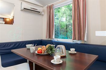 Best Holiday Hotel Grimaud Esterno foto