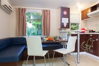 Best Holiday Hotel Grimaud Esterno foto