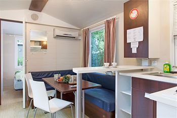 Best Holiday Hotel Grimaud Esterno foto